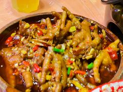 糯叽叽香辣鸡爪-乐乐大排档·30年老字号(浙江路店)