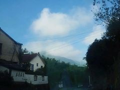 -安吉龙王山峡谷漂流