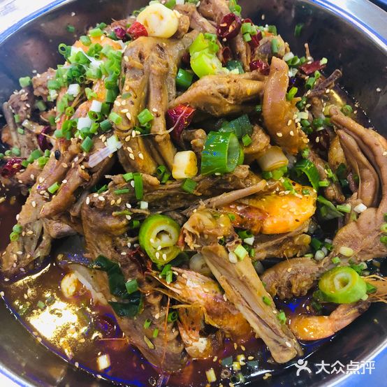 曾氏鸭爪爪特色火锅