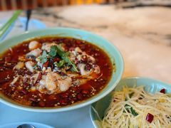 麻辣水煮鱼-弄堂里(滨江龙湖天街店)