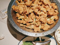 -小鱼小牛·鱼牛干锅·脆鱼火锅(世欧广场店)