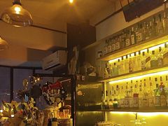 -Mx.cocktail bar
