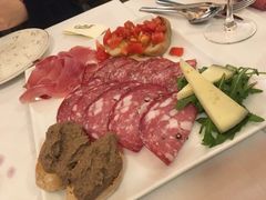 -奥斯特牛排馆(美第奇宫店)
