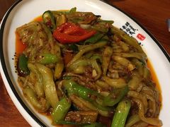 剁肉茄子煲-云隐小厨·传统大理美食(复兴路店)