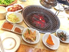 -牛信亭韩国料理·炭火烤肉(紫藤路店)