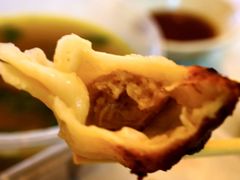 -黄阿姨锅贴大王(万航渡路店)