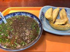 -老新隆牛肉锅贴(新街口店)