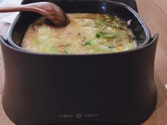 -阿香米线(萧山宝龙广场店)