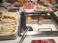 -海底捞火锅鲜切牛肉主题店(长寿路店)
