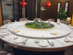 -郑庄脂渣海鲜楼(九水路店)