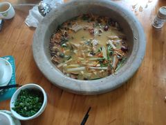 -抚仙湖生态石锅鱼野生菌(告庄店)