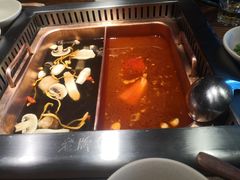 -老牌坊云南鱼豆花火锅(嵩山店)
