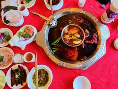 -山城年华老火锅(玉林店)
