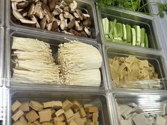 -拿渡·水煮鱼麻辣香锅(王府井奥莱·香江小镇店)
