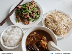-鲸励母婴月嫂(望京店)