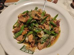 -绿草地·湘菜(酃湖师院店)