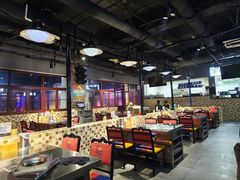 -马路牙子烧烤音乐酒馆(望京店)