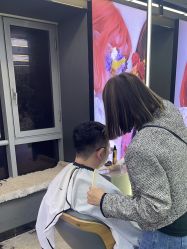 -藤野造型烫发染发