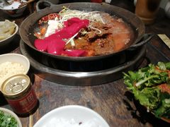 -四小区火锅·巷子里的重庆火锅(花照壁店)