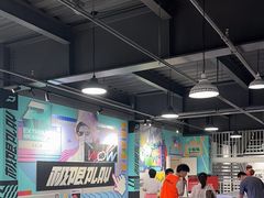 -极限PLAY运动娱乐新世界·团建派对潮玩休闲馆·室内蹦极高空游乐园