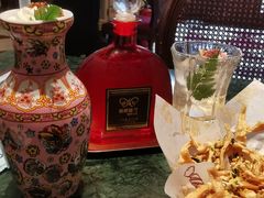 -秘密旅行Bonjour(黑金冠 江南西店)