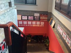 -川流不息·地道川菜·小龙虾(新松江路店)