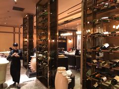 大堂-尘香•传统川菜(创汇首座店)