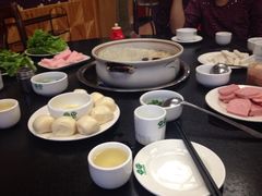 -东巴谷野生菌火锅餐厅