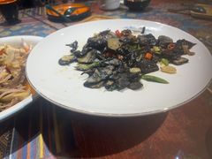 -乡村馕坑肉·烧烤·新疆菜·本地人更爱吃(阿勒泰首店)