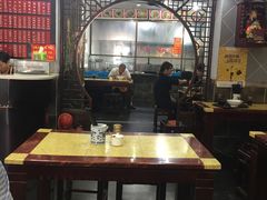 大堂-老陆稿荐(西中市店)