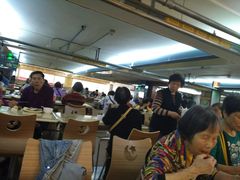 等位区-文星素食(兴华路店)