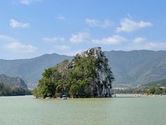 -星湖旅游景区七星岩
