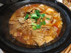 -姜君·千岛湖鱼头馆(浦东大道店)