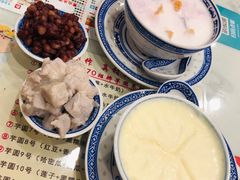 招牌双皮奶任意配-广信牛奶甜品世家(台东店)