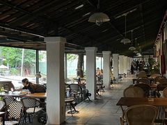 -喜洲吧·江畔老船厂·庭院餐厅(喜临院店)