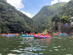 -安吉龙王山峡谷漂流
