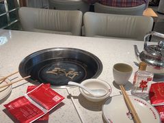 -三人行骨头王火锅(长寿店)