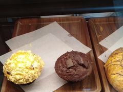 -星巴克(西藏路店)