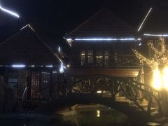 -裕龙汤泉