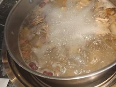 -一席地·本地鸡窝·杭帮鸡火锅(萧山银隆百货店)