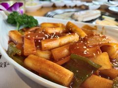 韩式炒年糕-唯成•韩国炭火烤肉 유성고기