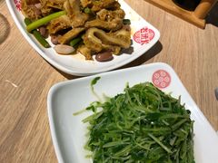 牛展-老班长手工灌汤包老店(东山店)