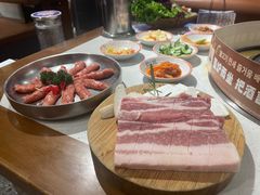 厚切黑猪猪五花-朴太院·朝鲜族炭火烤肉(民乐园总店)