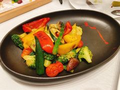 -马克西姆俄罗斯餐厅(通亚街店)