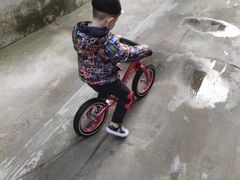 -八爪矩阵极限运动馆·儿童平衡车·感统训练(南海子公园校区)