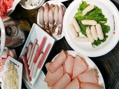 -健晟星期天火锅