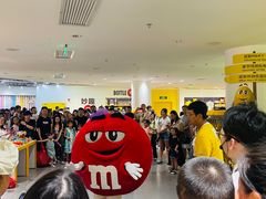 -m豆巧克力世界(上海世茂广场店)