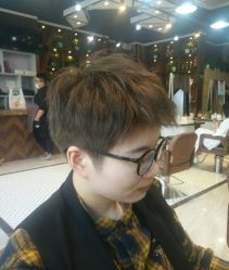 -PE SALON