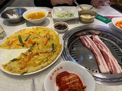 -韩香福烤肉庄园(荣成店)