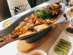 外婆秘制鱼头泡饼-小城外婆肴私房菜.家宴聚集点(圆明园颐和园·清河上地店)